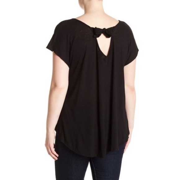 Bobeau Cut Out Bow Back Tee Black Size Small NWT - Picture 2 of 7